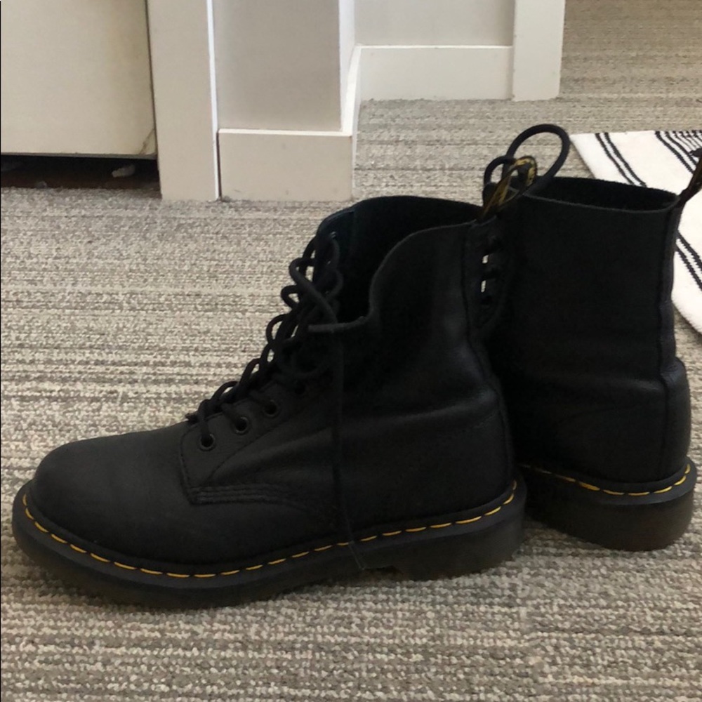 Classic Dr. Martens
